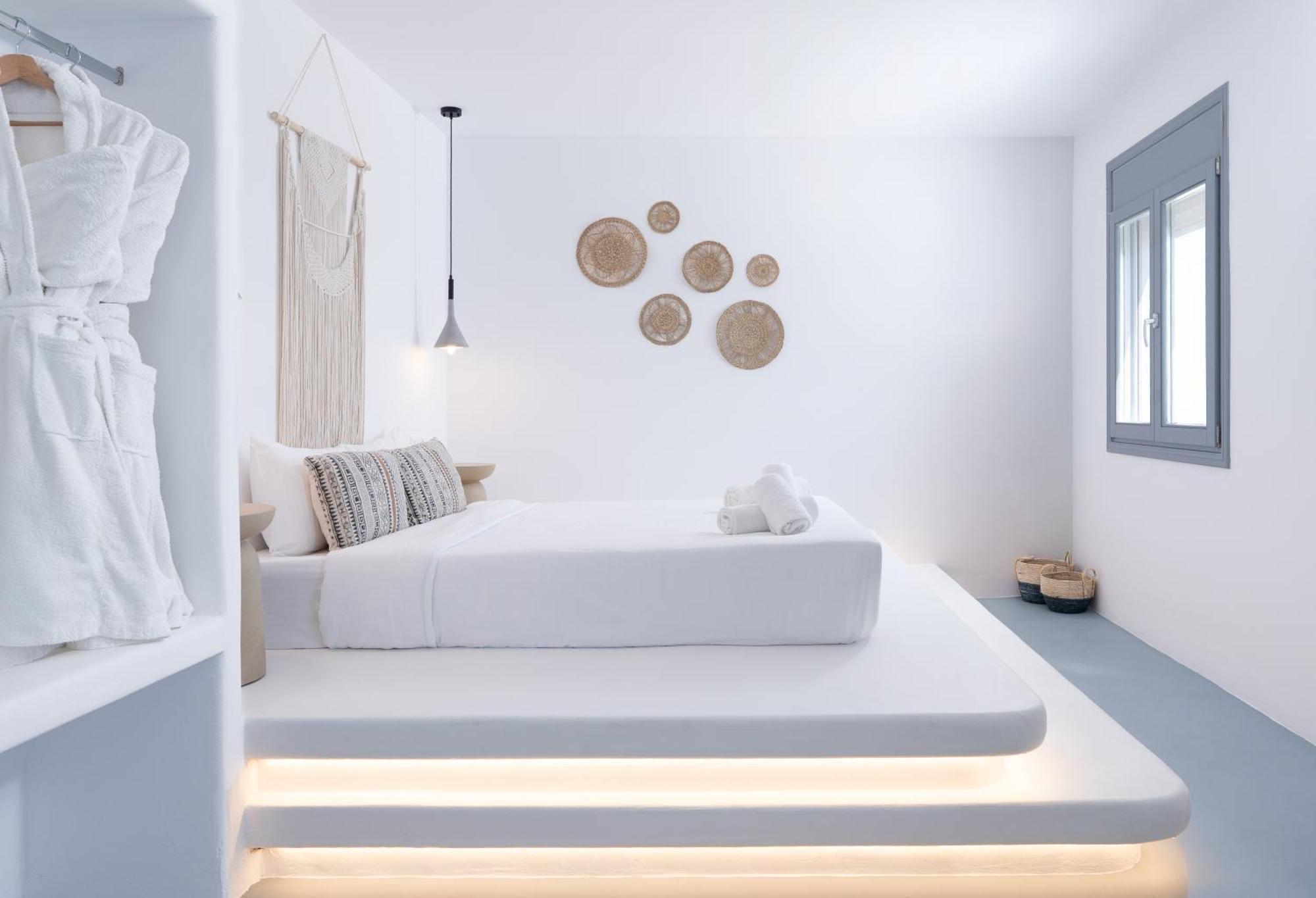 מלון Cilon Santorini 4*